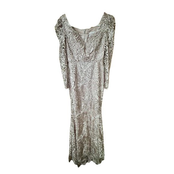 MAC DUGGAL SZ 4 Violet Lavender Embroidered APPLIQUE Beaded TRUMPET GOWN Dress - Picture 3 of 9
